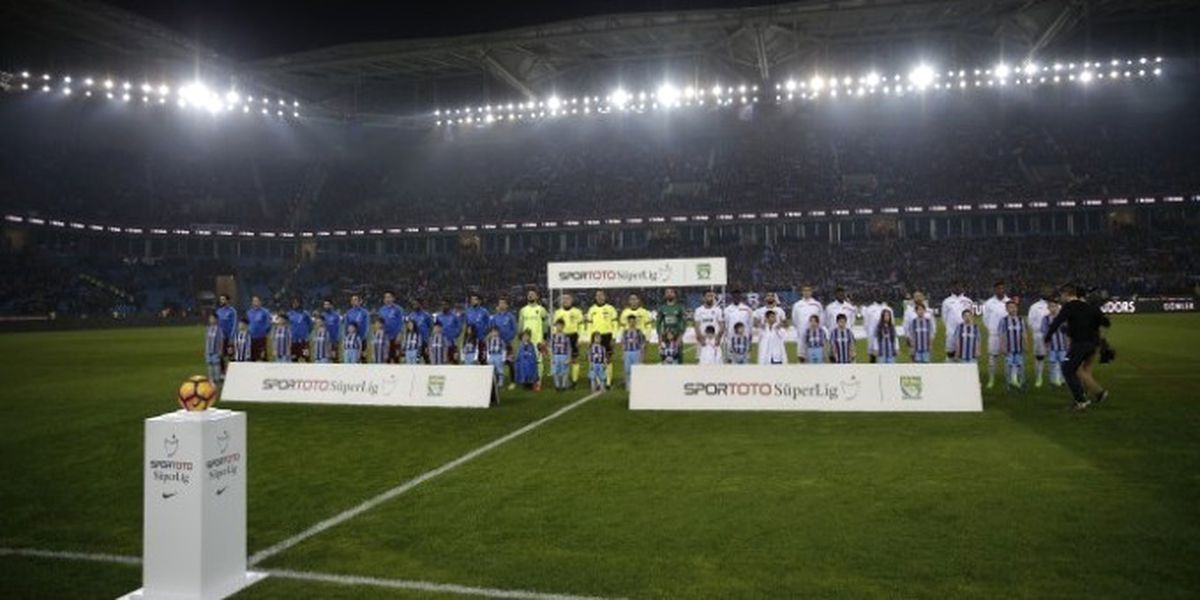 Stattan Taraftara Gülümseten Uyarı!