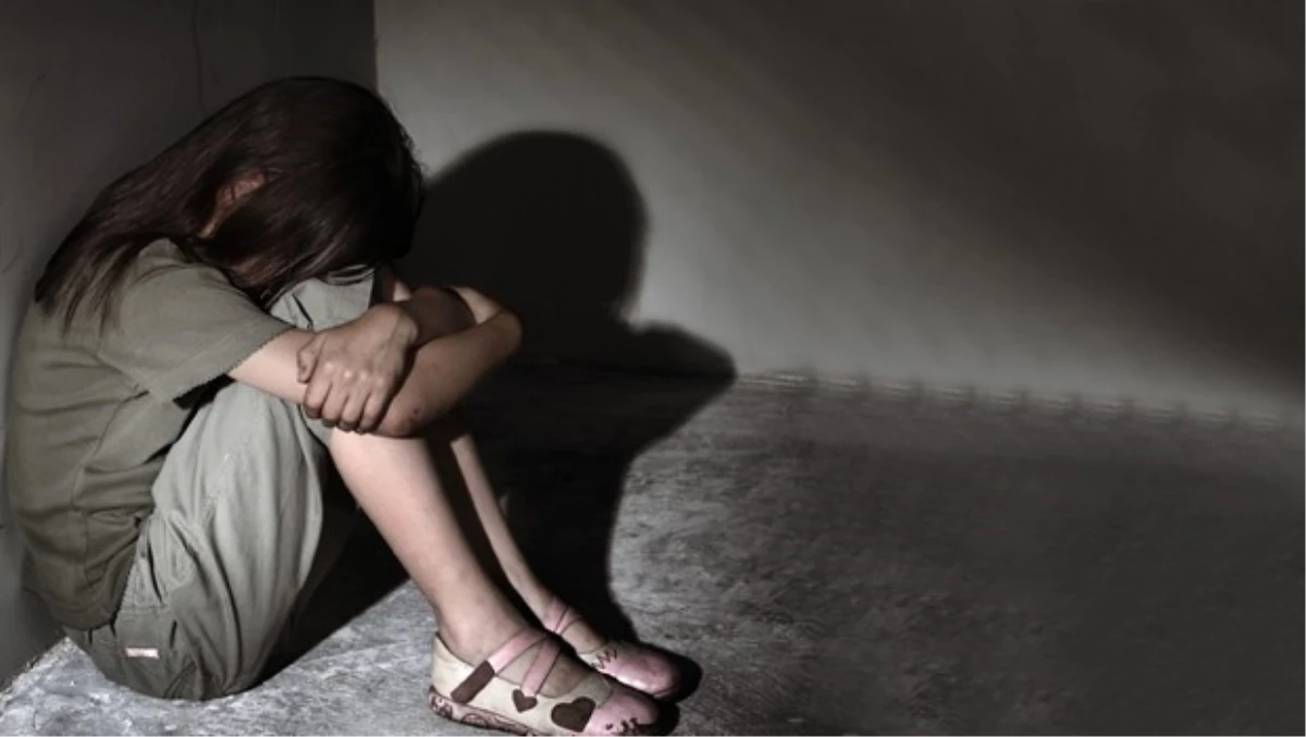 Van\'daki Okulda Cinsel İstismar Dehşeti: Koridorda Yarı Çıplak Koşmuş