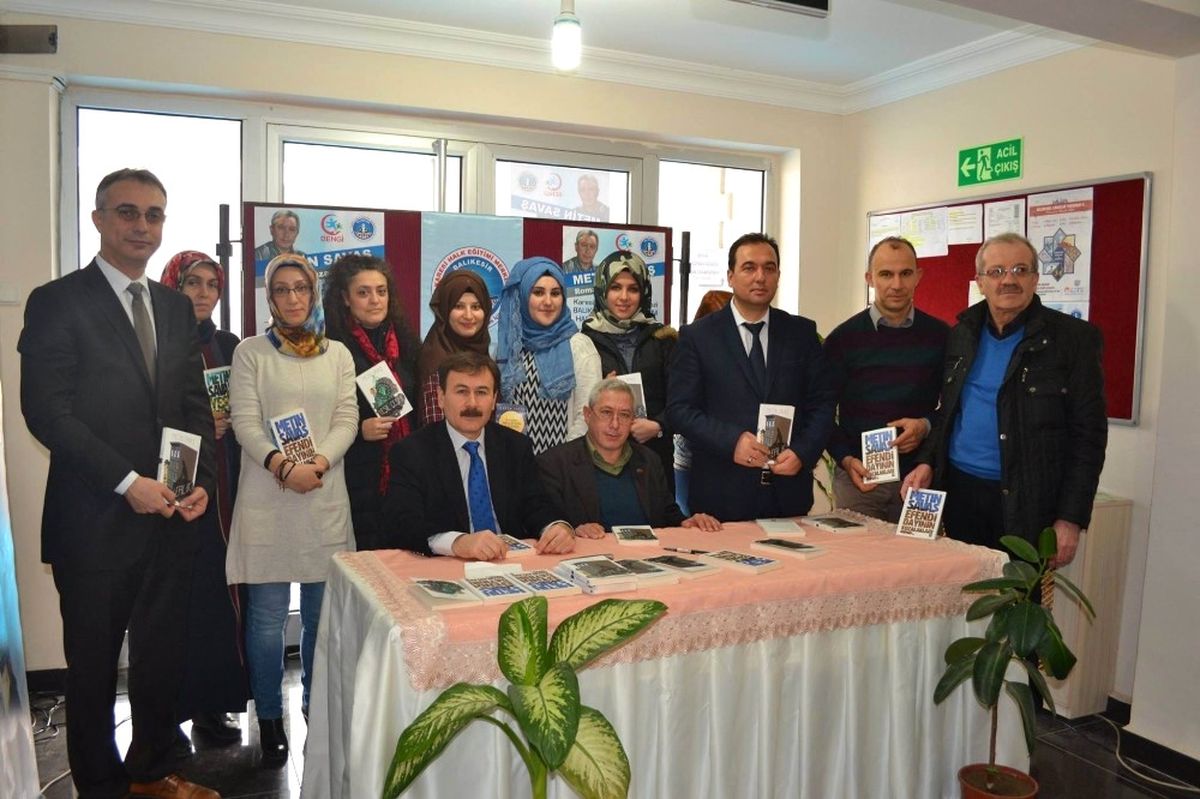 Yazar Metin Savaş, Okurları ile Buluştu