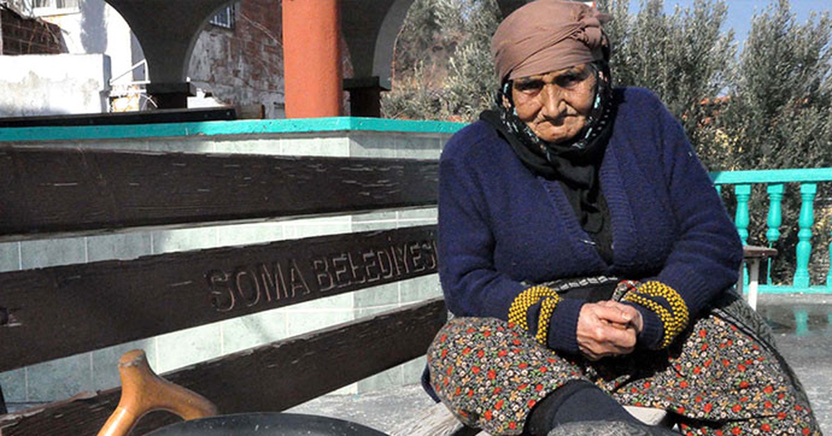 3- Yaşlı Kadına Cami Nöbeti Cezası