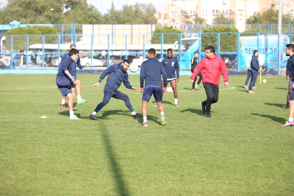 Adana Demirspor\'da Hazırlıklar Tamamlandı