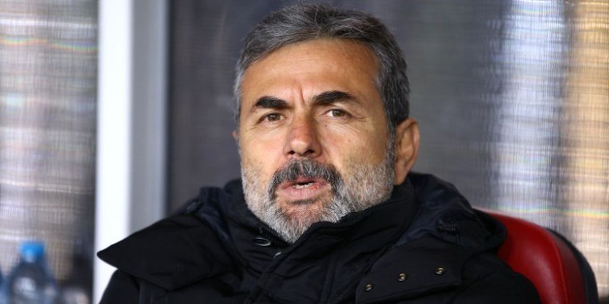 Advocaat Gidiyor, Kocaman Geliyor!