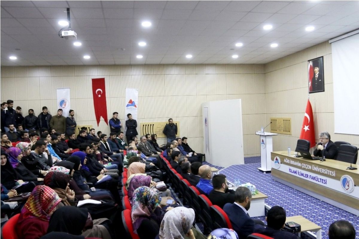 Ağrı\'da "Kendi Kendine Dil Öğrenimi" Konferansı