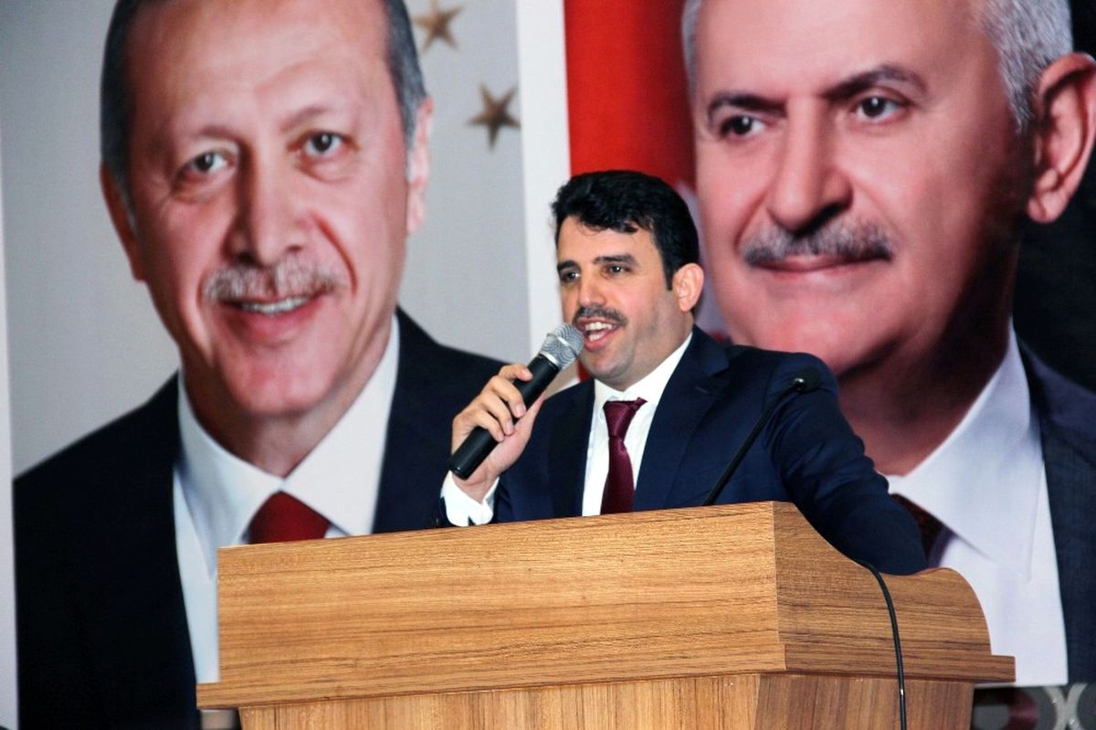 AK Parti\'den \'İşçi Alımı\' İddialarına Yalanlama