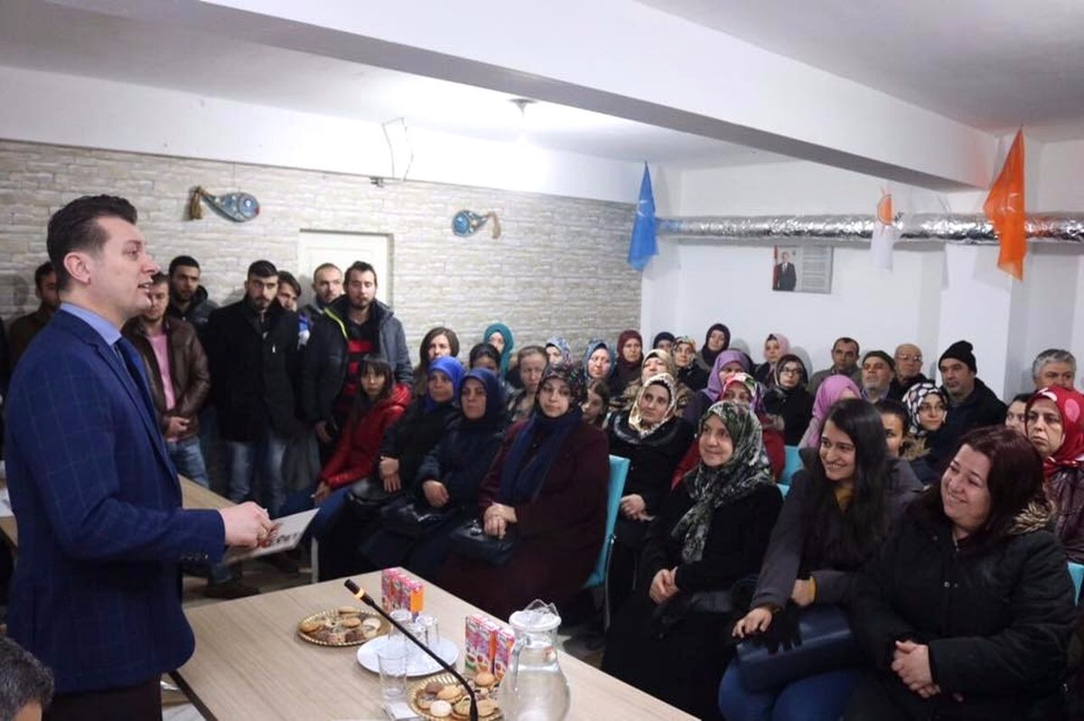 AK Parti Odunpazarı İl Başkanlığı Anaysa Maddelerini Anlatmaya Devam Ediyor