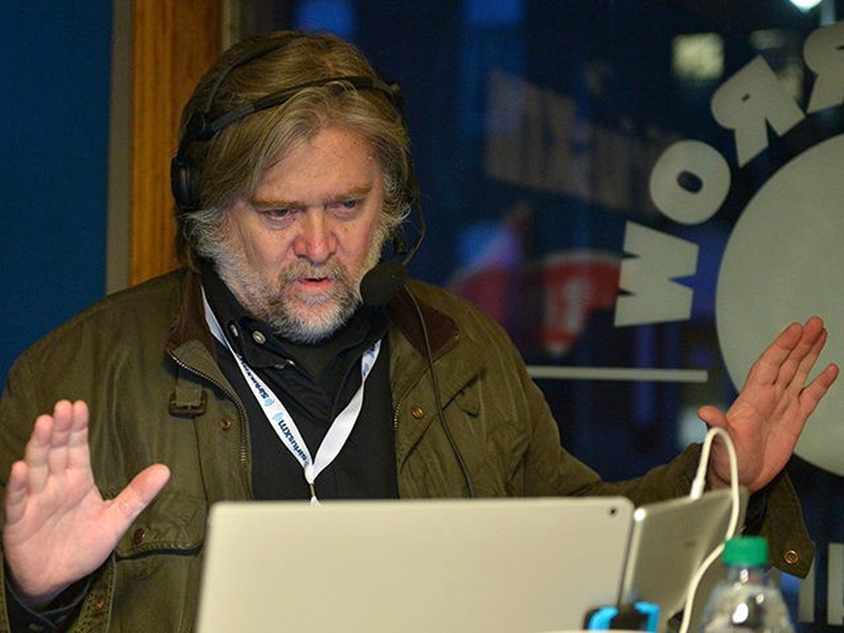 Bannon\'dan Medyaya "Muhalefet Partisi" Benzetmesi
