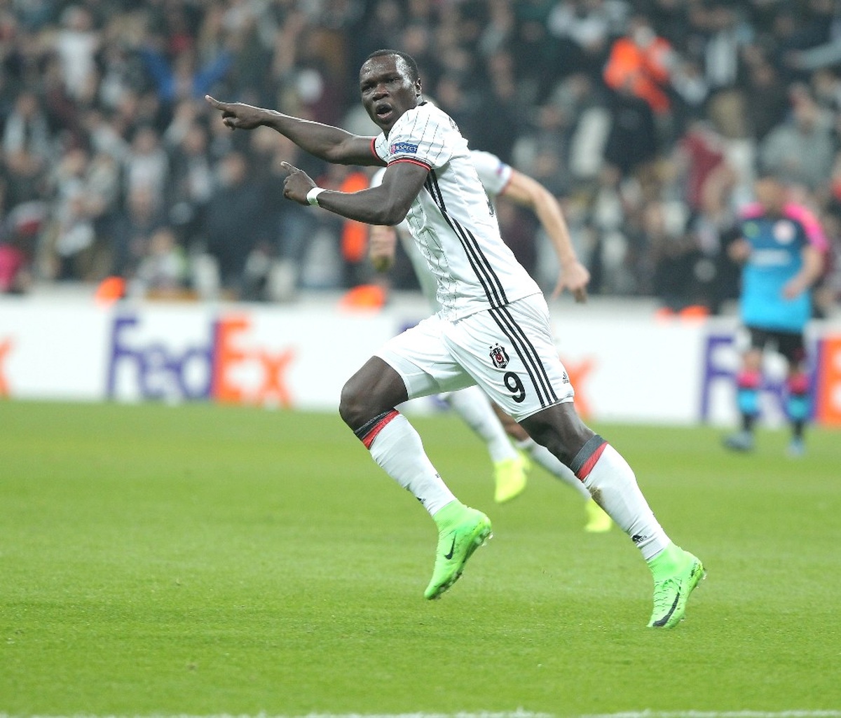 Beşiktaş, UEFA Avrupa Ligi Son 32 Turunda Deplasmanda 3-1 Yendiği Maçın Rövanşında İsrail\'in Hapoel...