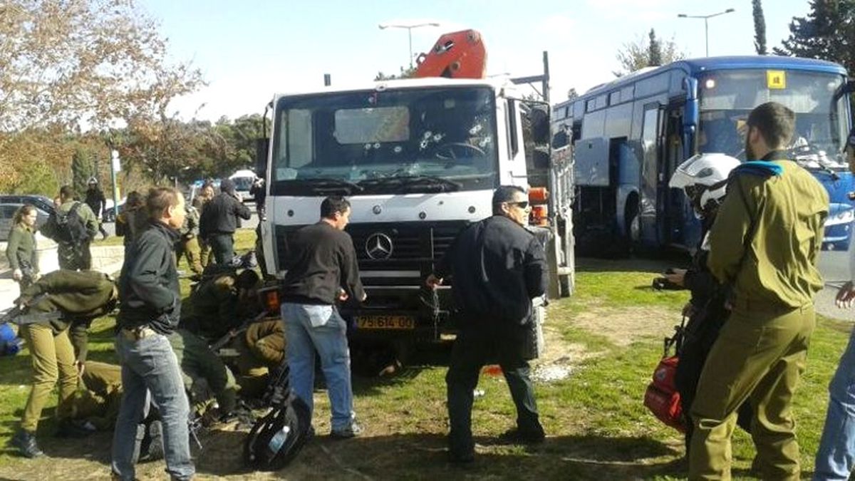 İsrailli Askerlere Araçla Saldırı Düzenleyen Filistinlinin Evinin Yıkım Kararı Onaylandı