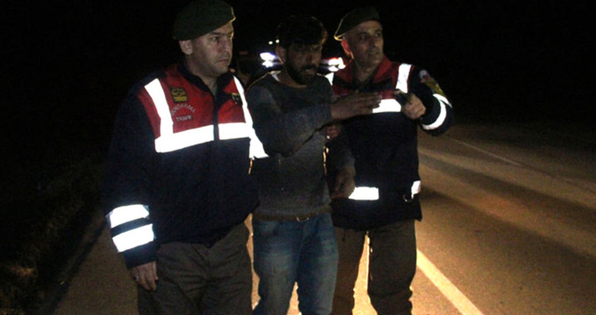 Kaza Yaptıktan Sonra Tarlaya Gizlenen Sürücü Yakalandı