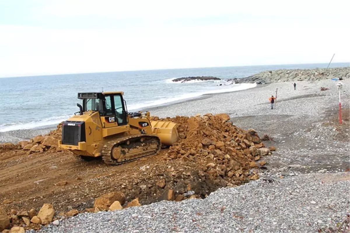 Rize-Artvin Havalimanı İnşaatı İçin Şantiye Alanı Çalışmaları Başladı