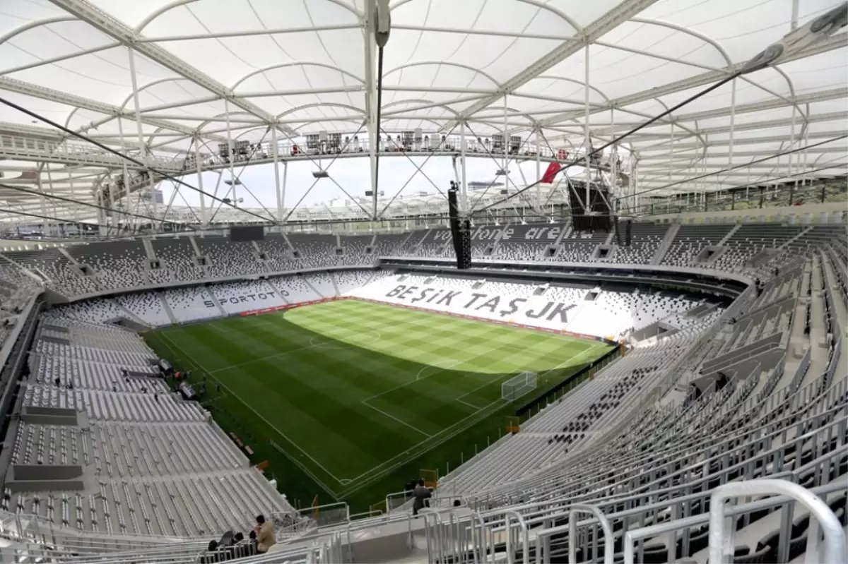 Türkiye\'nin En Çok Konuşulan Stadı Vodafone Arena