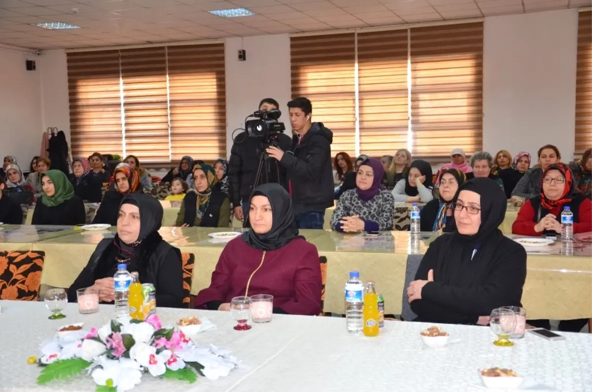 Ünlü Gurme Ayşe Tüter, Malatyalı Bayarlar ile Mutfak Sohbetinde Bir Araya Geldi