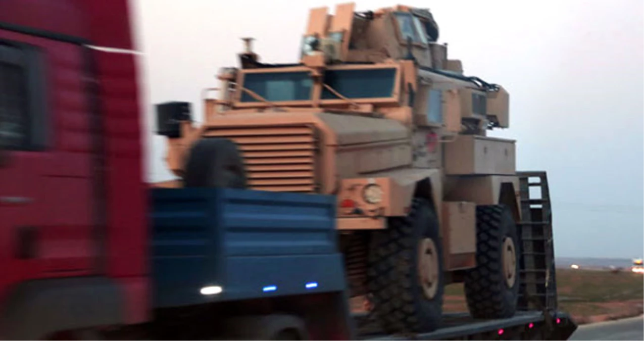 ABD\'nin YPG\'ye Zırhlı Araç Sevkiyatı Görüntülendi