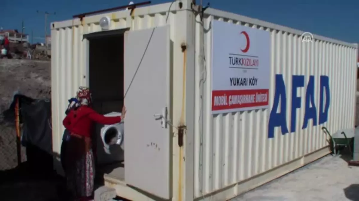 Deprem Bölgesine Mobil Çamaşırhane Üniteleri Konuldu