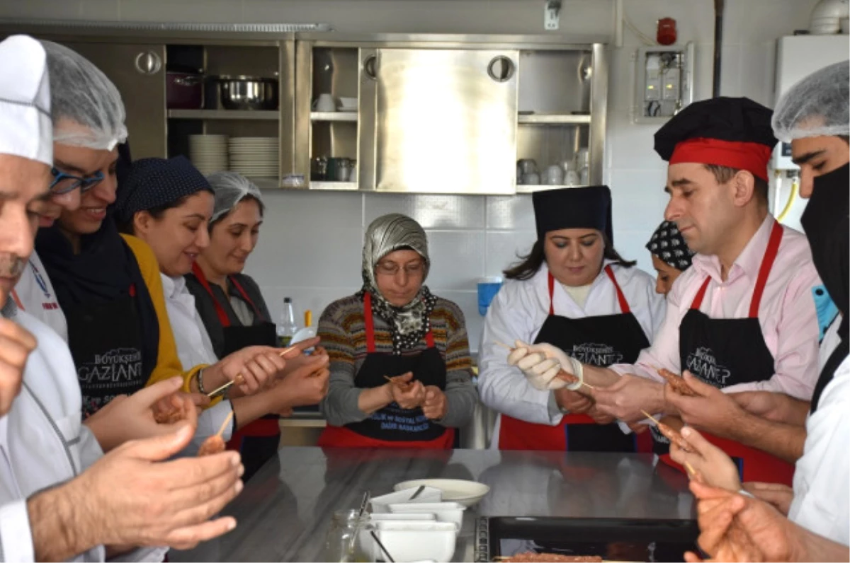 Gasmek Türkiye\'nin En İyi 10 Yemek Kursu Arasına Girdi
