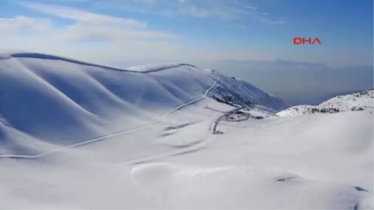 Kahramanmaraş Ahirdağ Yedikuyular\'daki Kızak Yarışması Renkli Görüntü Sahne Oldu