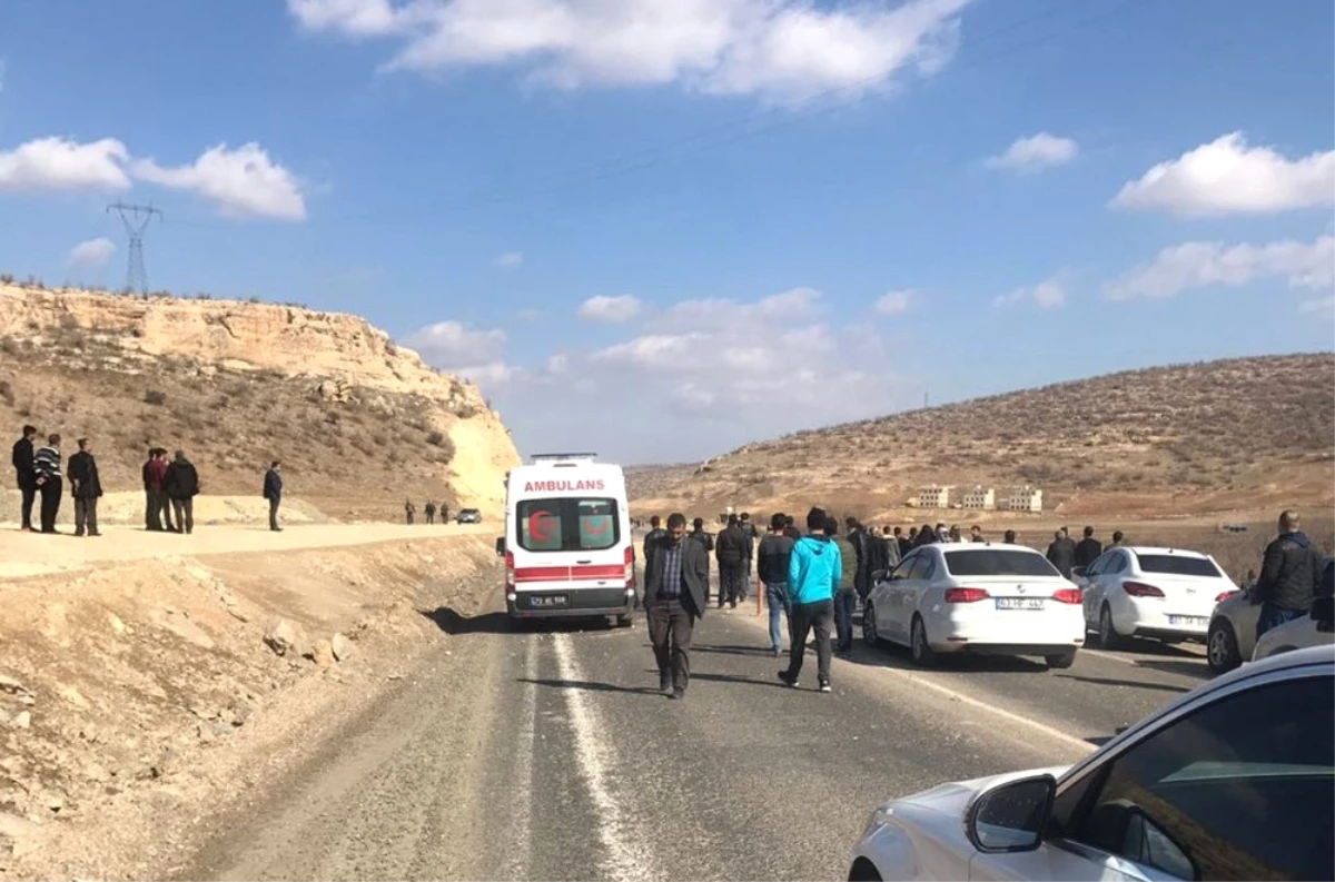 Mardin\'de Askeri Aracın Geçişi Sırasında Eyp Patlatıldı