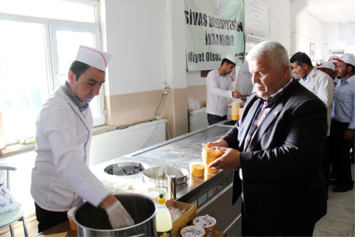 Sivas Belediyesinden Asker Ailelerine Sıcak Çorba