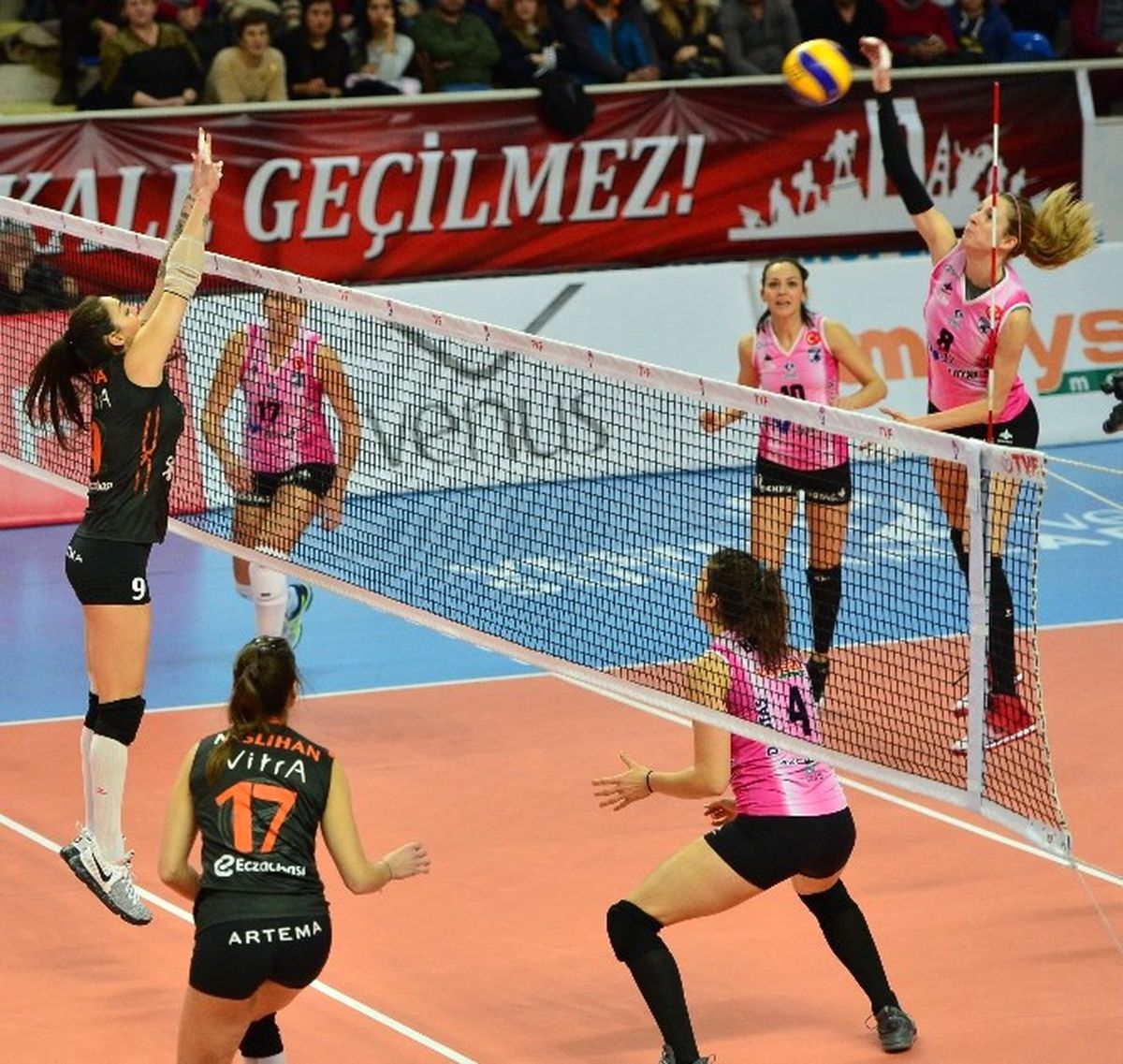 Voleybol: Toplu Sonuç