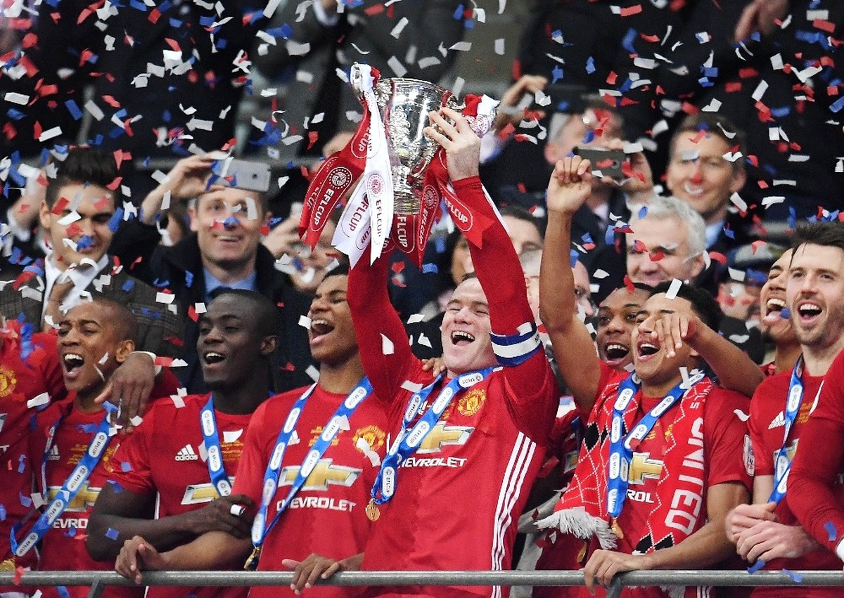 İngiltere Lig Kupası Manchester United\'ın