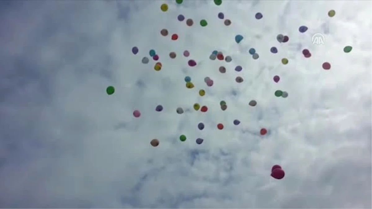 Nadir Hastalıklara Dikkat Çekmek İçin Balon Uçurdular