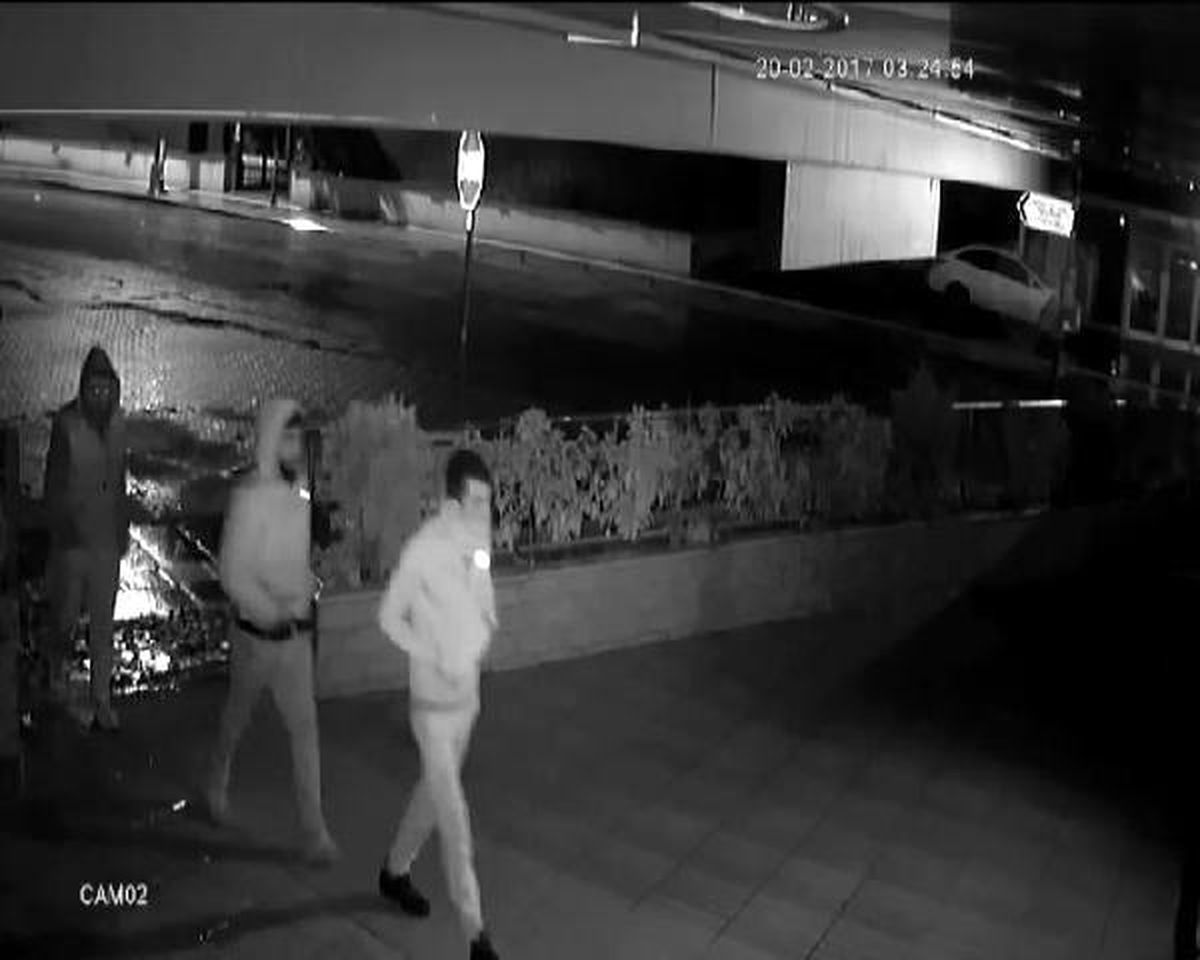 Restoranda Yaşanan Hırsızlık Anı Kameralara Yansıdı