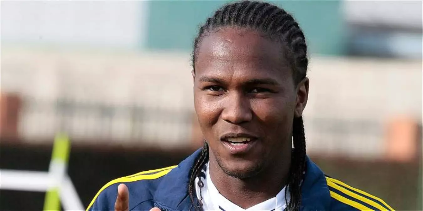 Rodallega, Trabzonspor\'da Santrforların Sessizliğini Bozdu