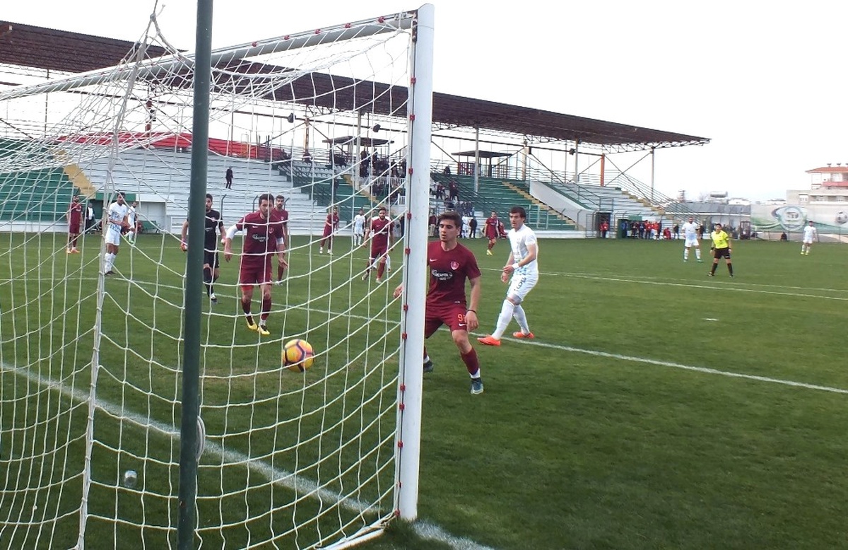Serik Belediyespor ile Akşehirspor Yenişemedi
