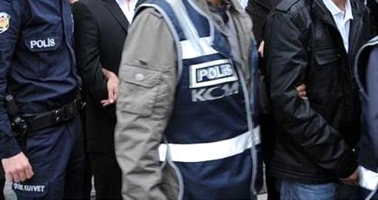 Sivas\'ta Fetö\'den 8 Polis Tutuklandı