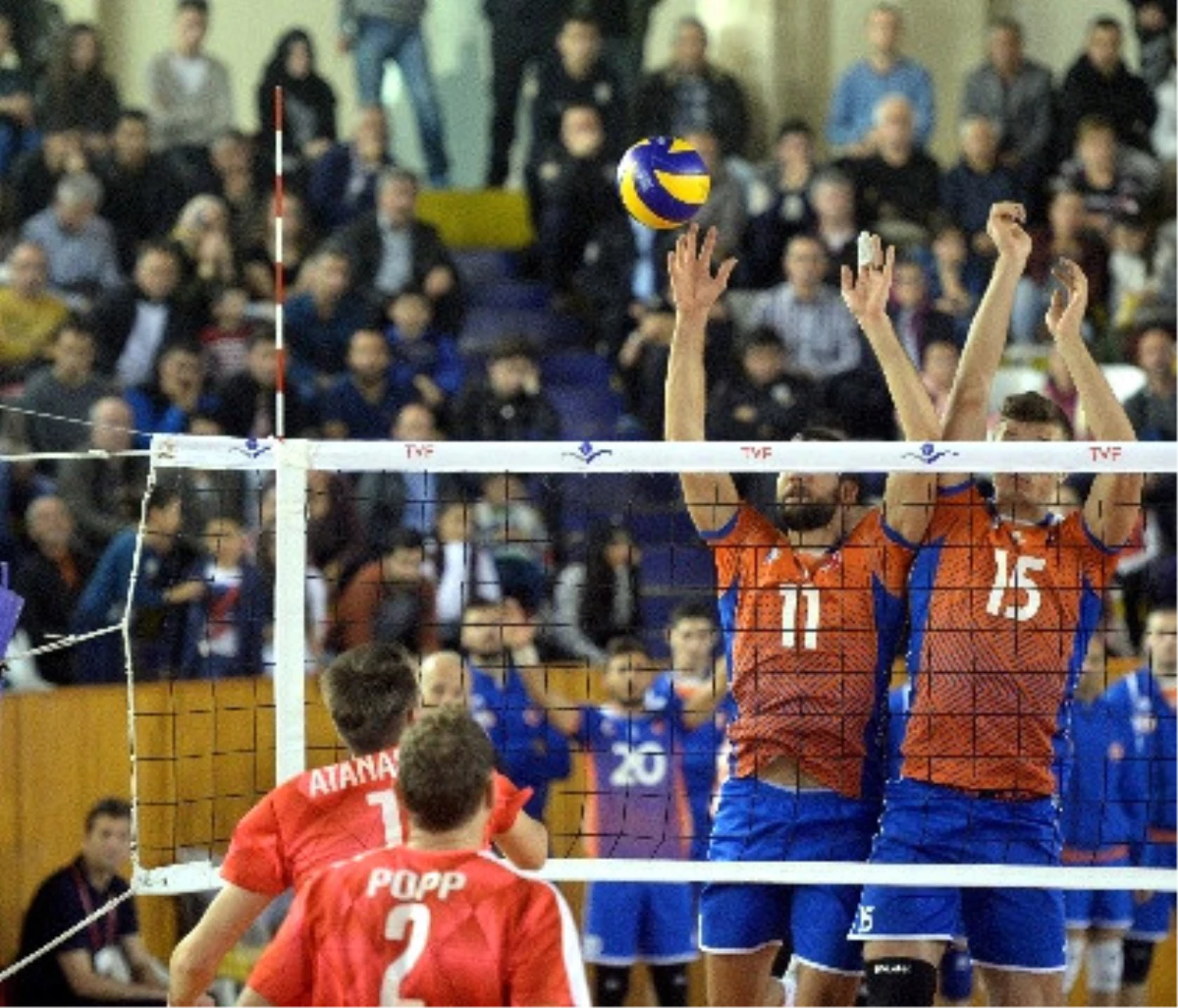 Voleybol: Efeler Ligi