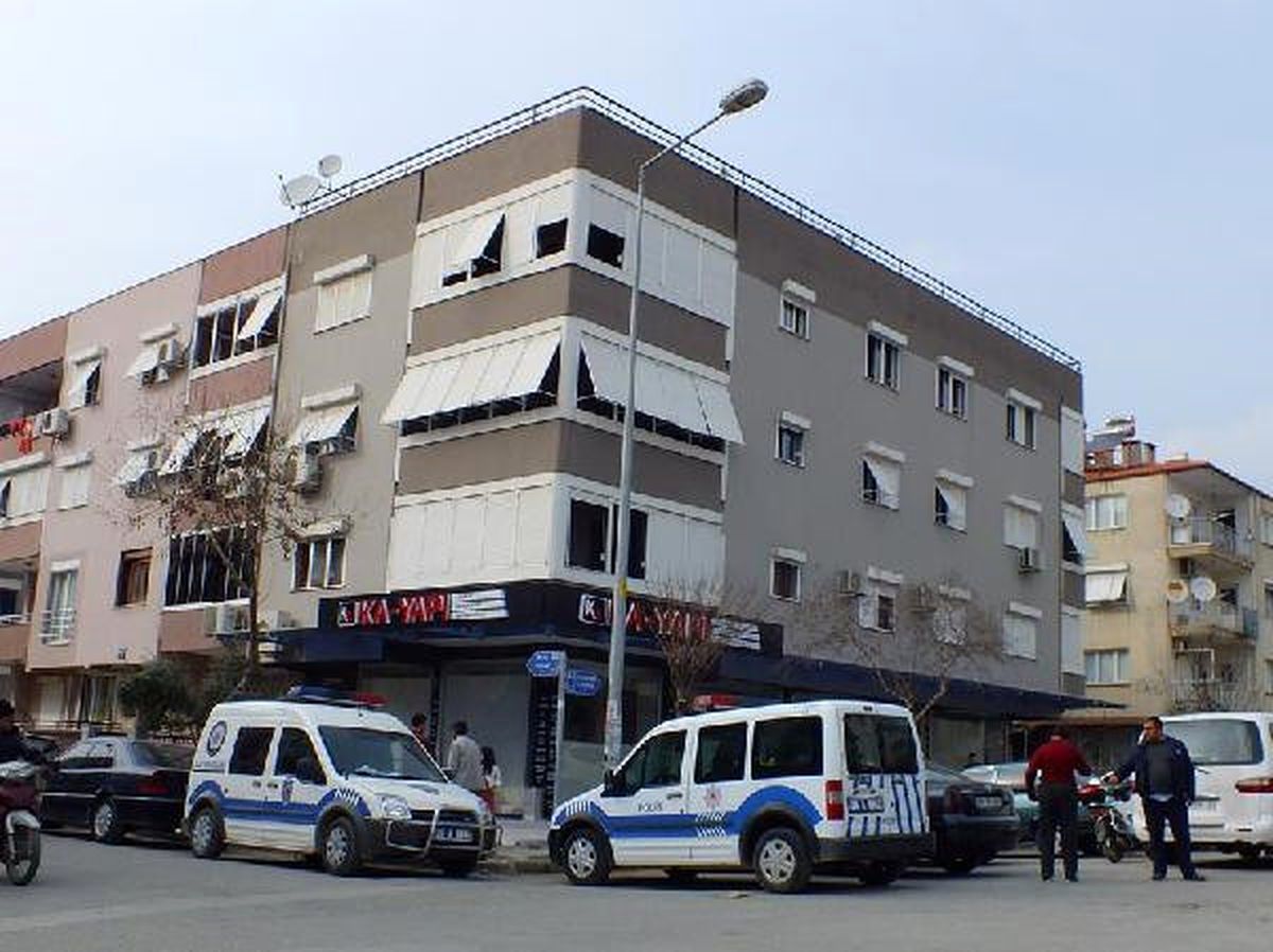 Yaşlı Kadın Evinde Ölü Bulundu
