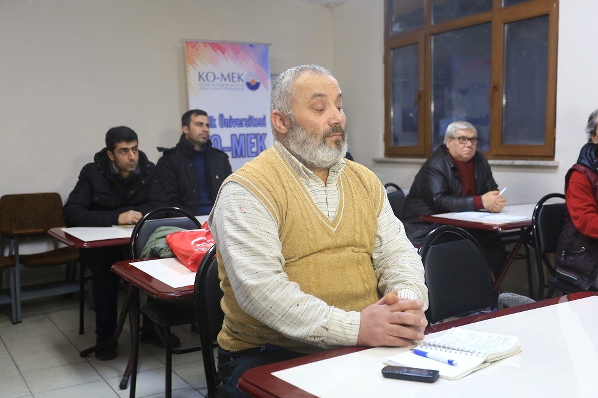 56 Yaşındaki Elektrik Ustası, Ko-Mek\'ten 11. Sertifikasını Aldı