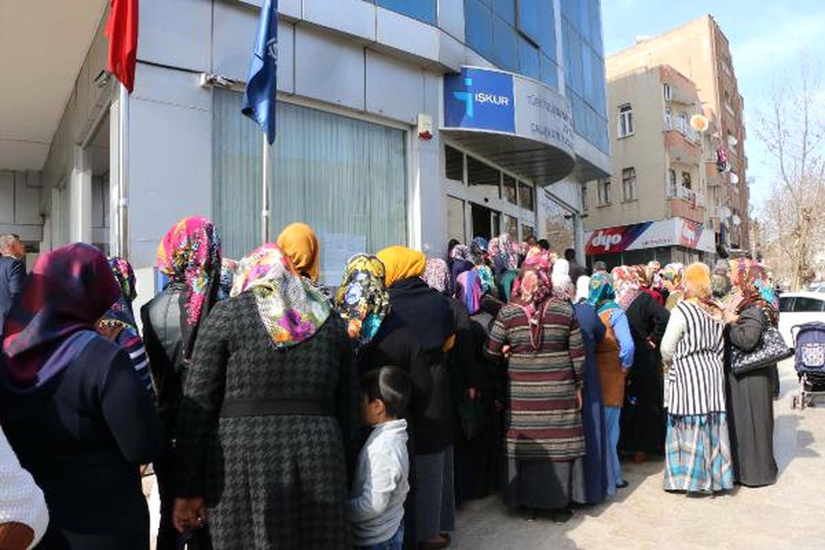 Adıyaman\'da İş Kuyruğu