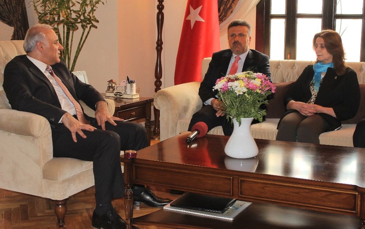 AK Parti\'den Vali Zorluoğlu\'na Ziyaret