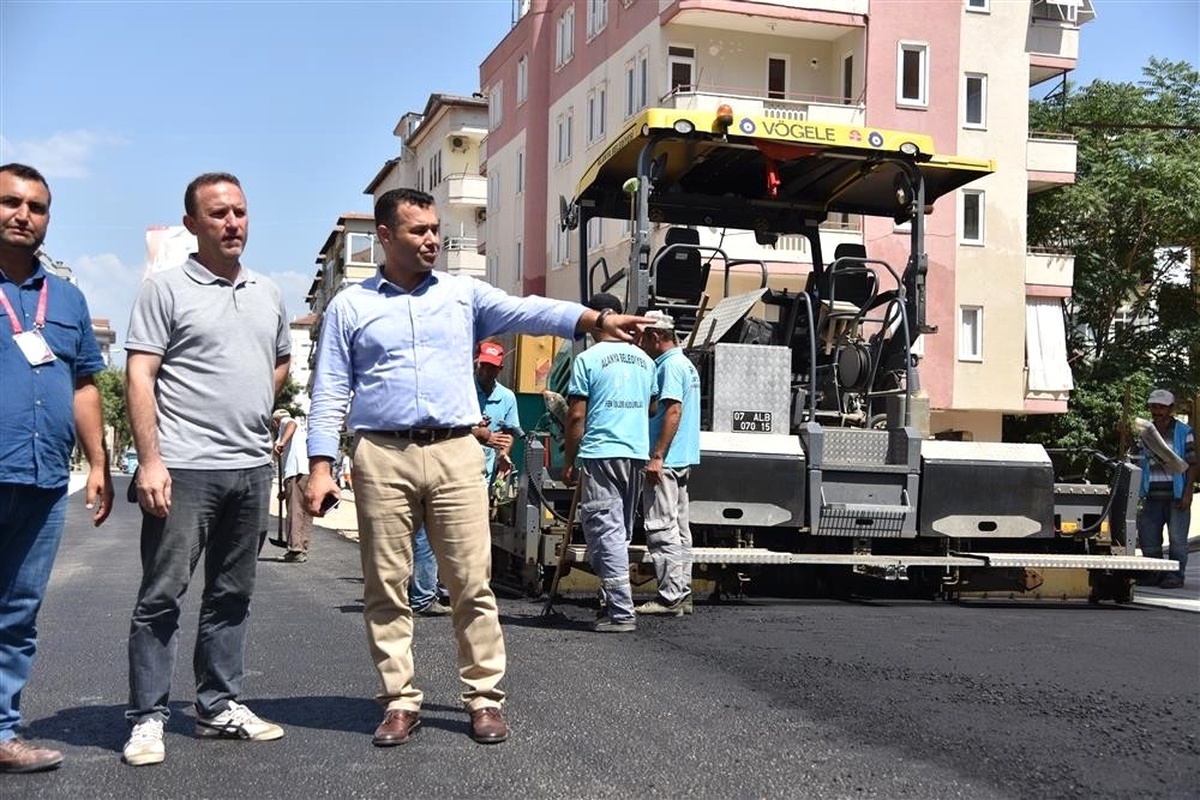 Alanya Belediyesi\'nden Asfaltlama Çalışmaları