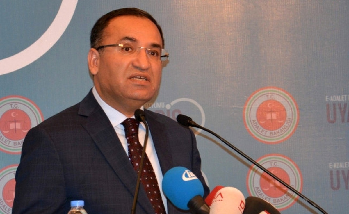 Bakan Bozdağ\'dan Manşet Tepkisi: "Kimse Ayar Veremez"