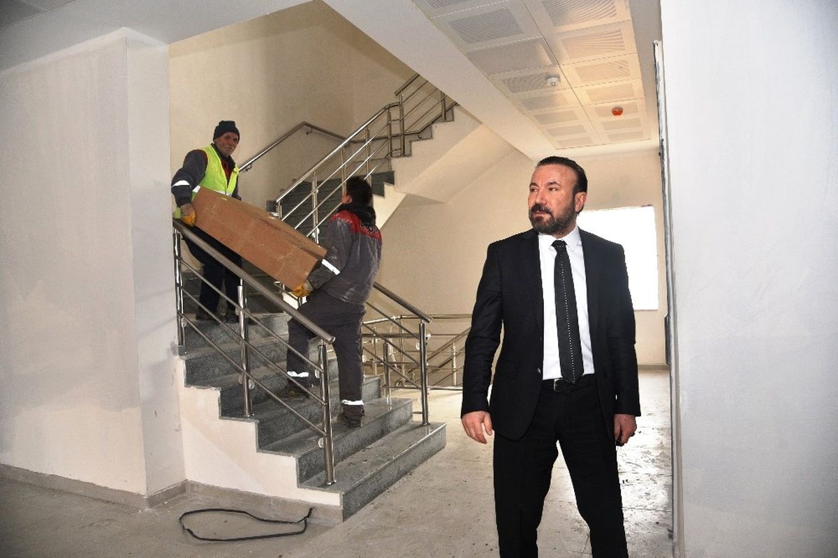 Başkan Doğan, Yurt İnşaatını Ziyaret Etti