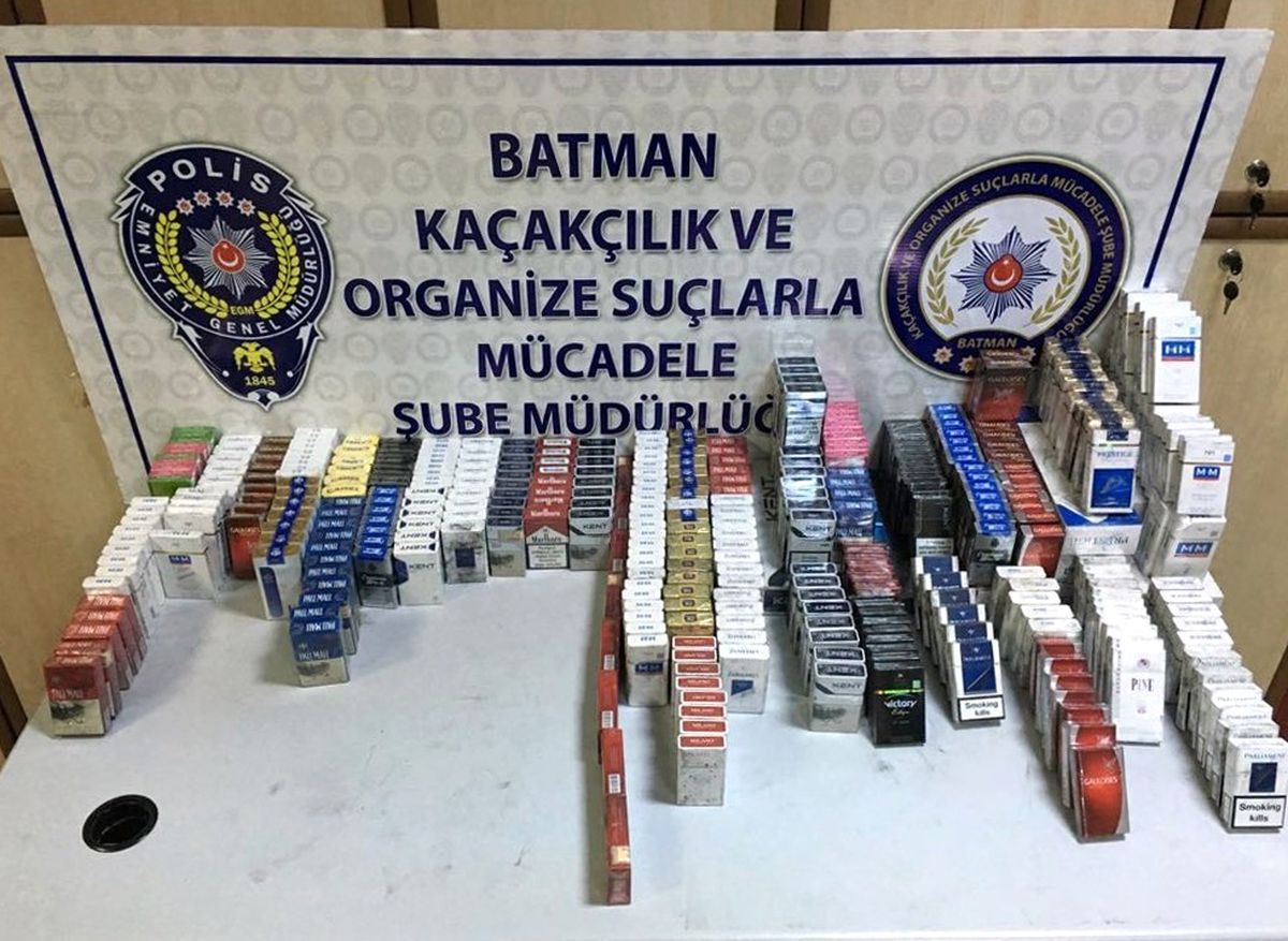 Batman\'da 15 Bin 328 Paket Kaçak Sigara Ele Geçirildi