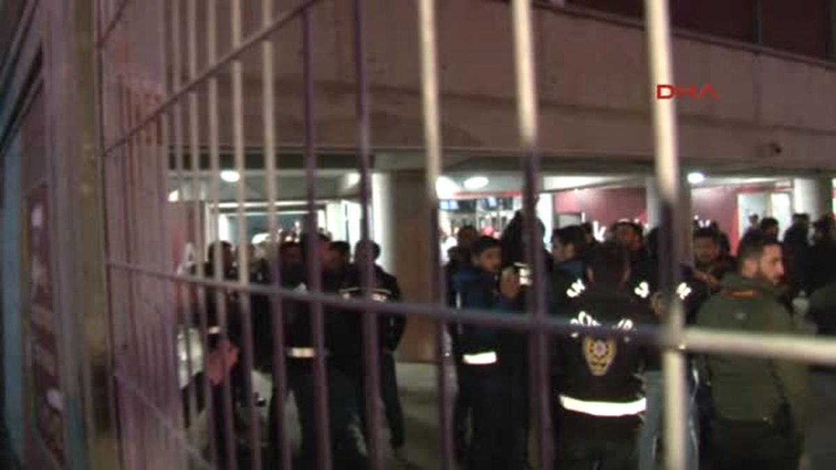 Beşiktaşlı Taraftarlar Tt Arena\'dan Mutlu Ayrıldı