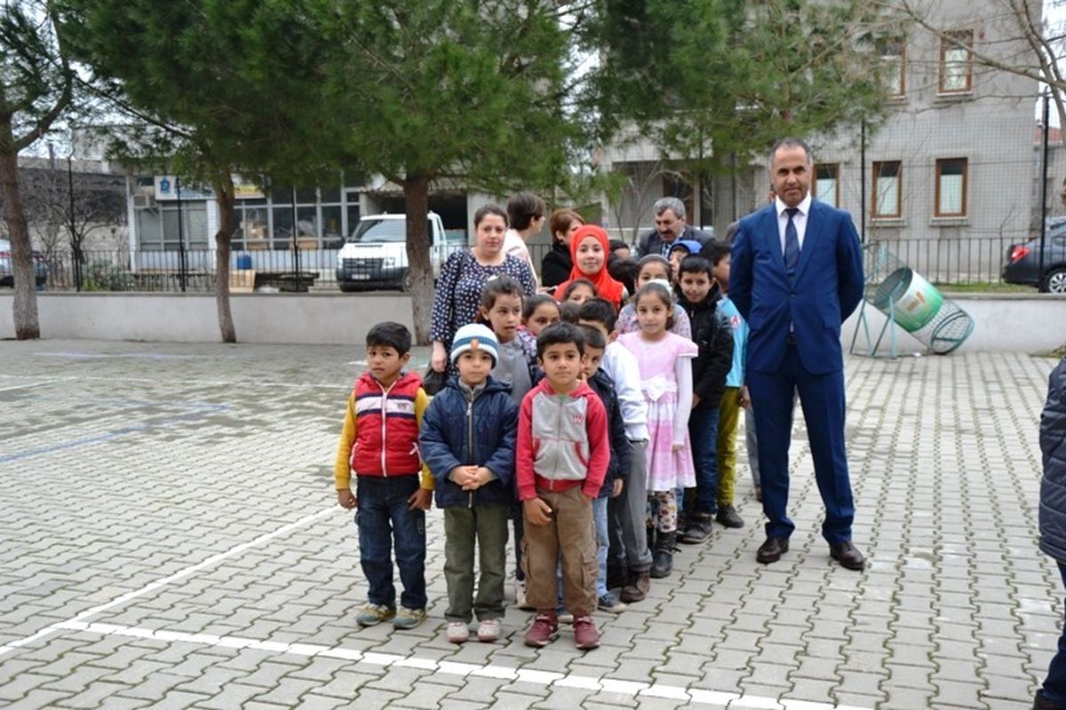 Biga\'da Suriyeli Çocuklar Için Sınıf Açıldı