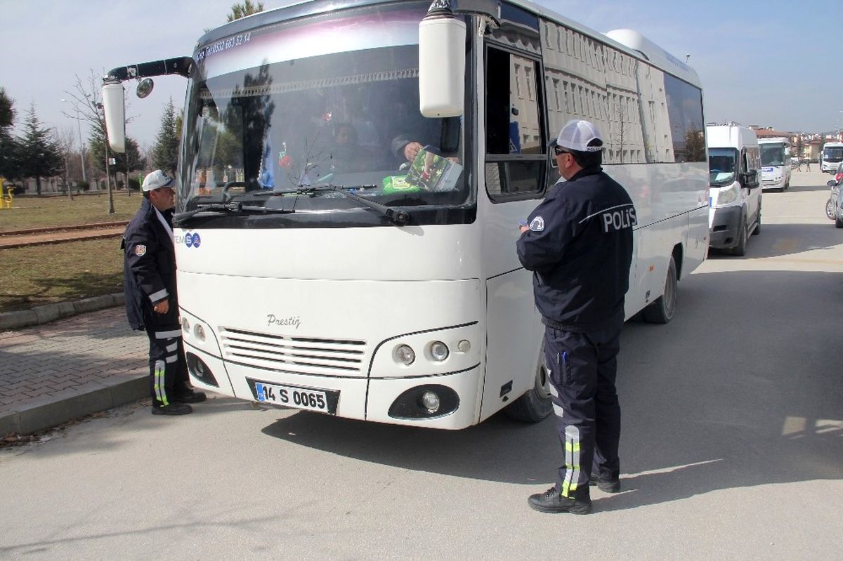 Bolu\'da İhbar Üzerine Okul Servisleri Denetlendi