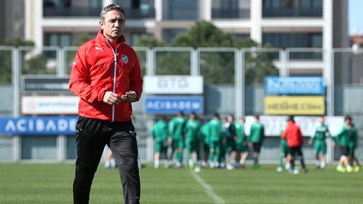 Bursaspor\'un Antrenmanları Kapatıldı