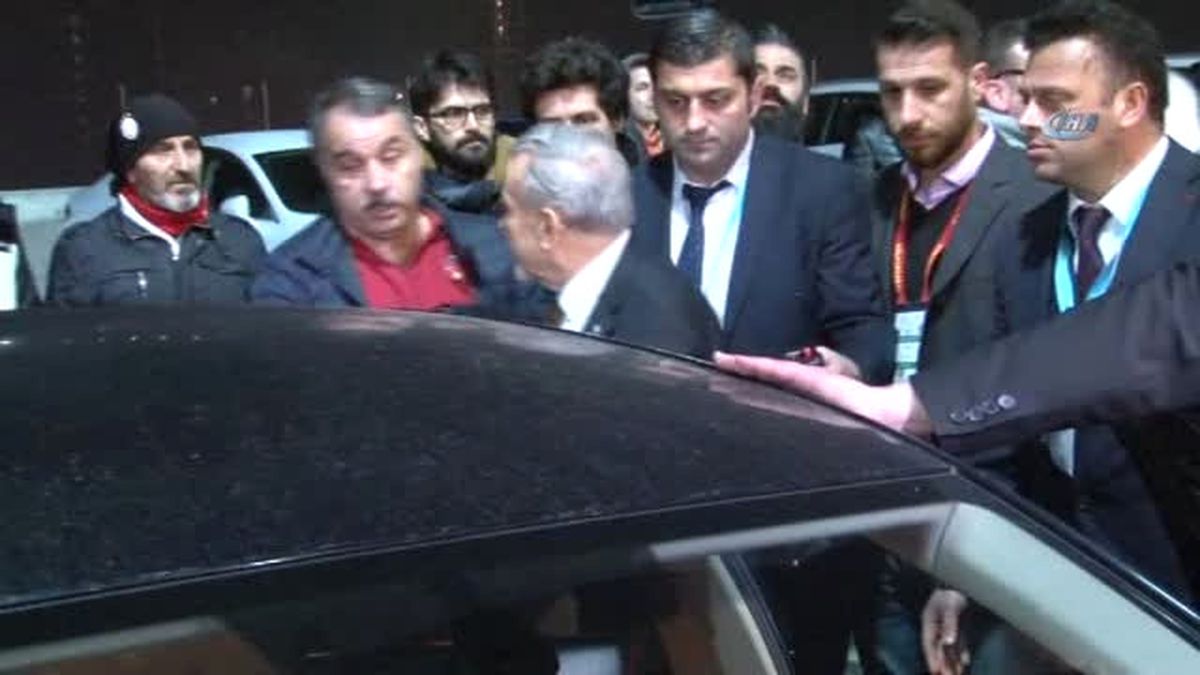 Cengiz Özyalçın\'a Tepki
