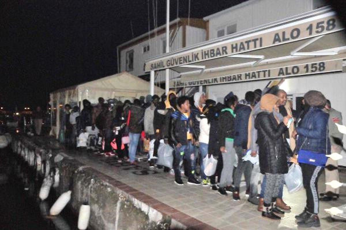 Dha Yurt Çeşme ve Dikili\'de 94 Mülteci Yakalandı