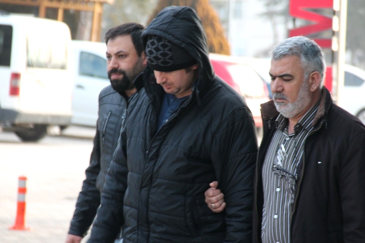 Elazığ\'da Milli Eğitime Fetö Operasyonu: 7 Gözaltı