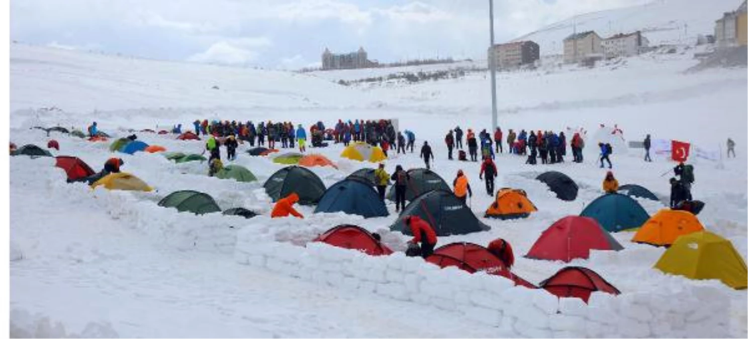 Erciyes\'de Dağcılık Kış Gelişim Kampı Etkinliği