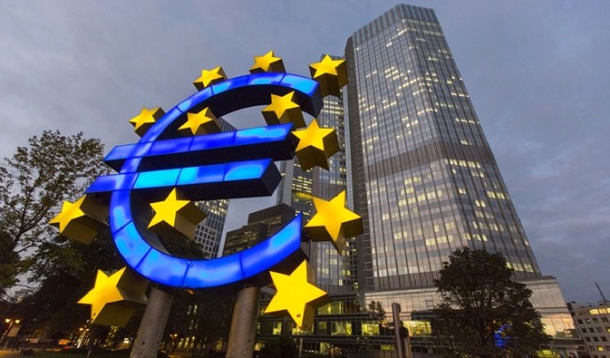 Euro Bölgesi\'nde M3 Artış Hızı Azaldı