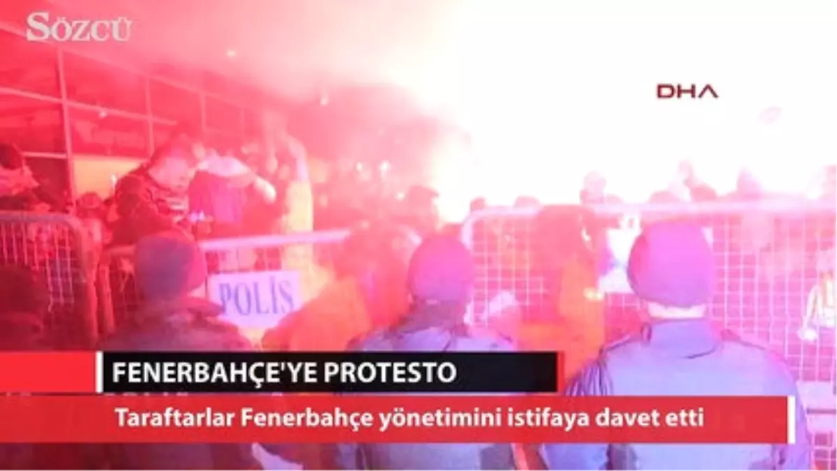 Fenerbahçe Taraftarından Yönetime Protesto