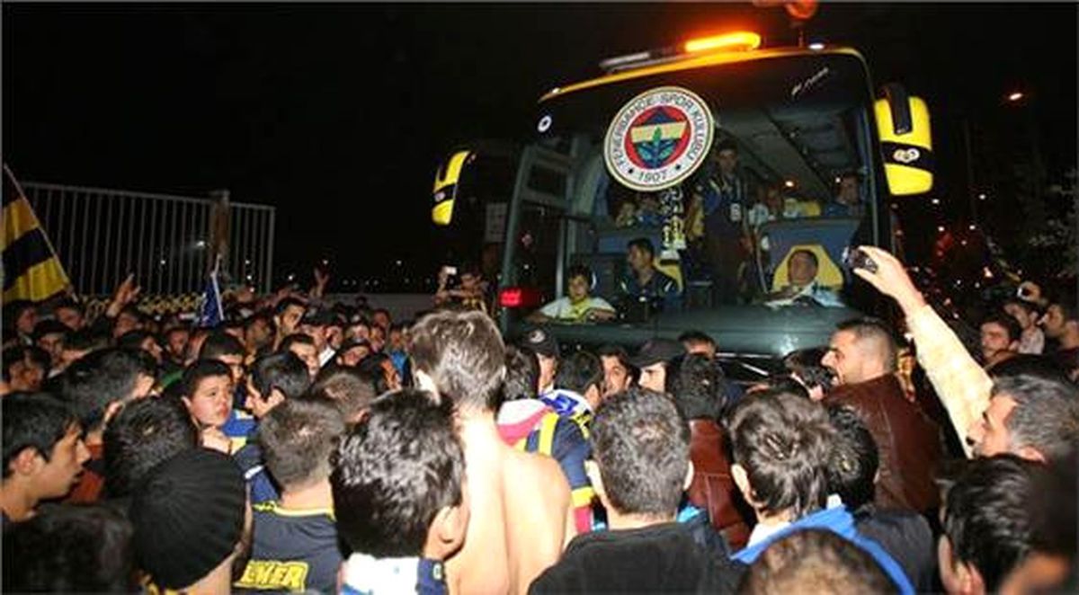 Fenerbahçe\'ye Samandıra\'da da Protesto