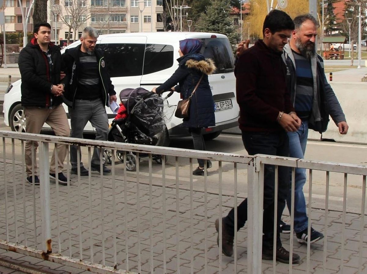 Fetö Şüphelisi 3 Kişi Adliyeye Sevk Edildi